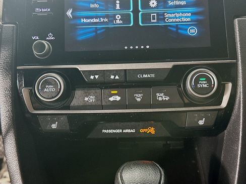 Used 2019 Honda Civic EX image 18