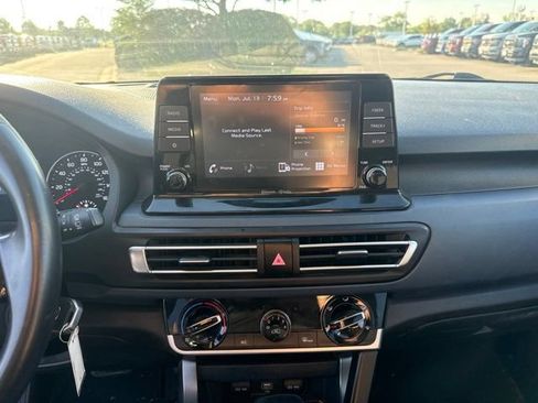 Used 2021 Kia Seltos S FWD image 16