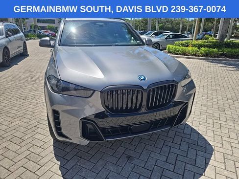 Used 2024 BMW X5 xDrive50e w/ M Sport Package AWD/4WD image 4