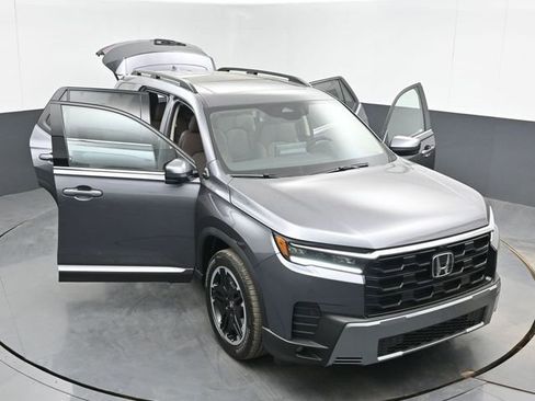 New 2026 Honda Pilot Touring image 52