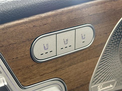 Used 2024 Mercedes-Benz GLE 450 4MATIC image 36