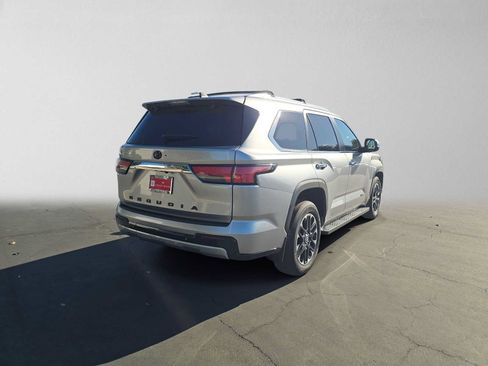 Certified 2024 Toyota Sequoia Limited AWD/4WD image 3