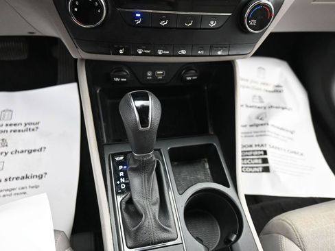 Used 2018 Hyundai Tucson SEL image 22