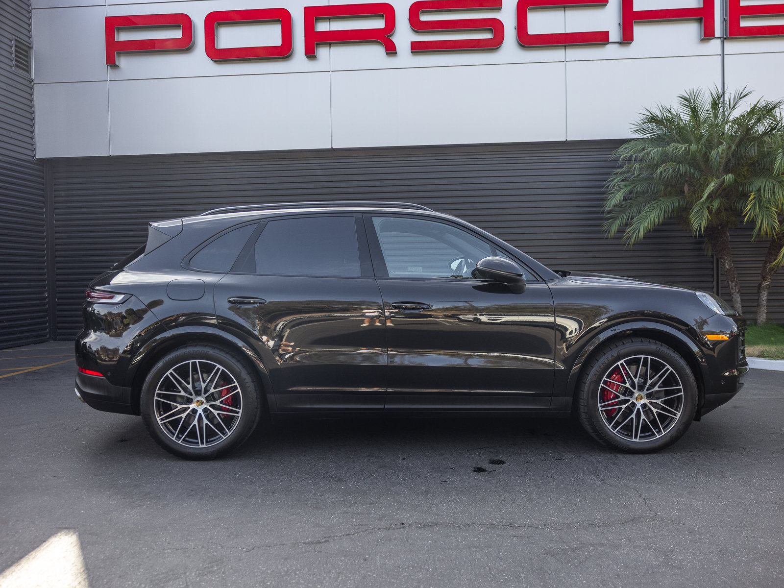 Certified 2024 Porsche Cayenne S AWD/4WD image 10