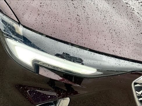 Used 2021 Buick Envision Avenir w/ Technology Package II image 27