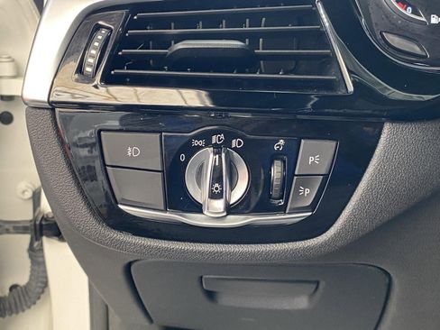 Used 2018 BMW 540i xDrive AWD/4WD image 24