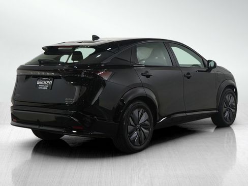 Used 2023 Nissan Ariya AWD image 5