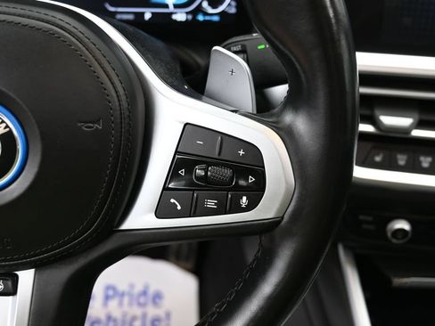 Used 2022 BMW 330e w/ M Sport Package RWD image 20