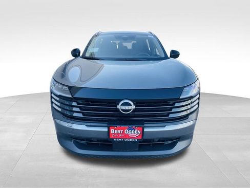 Certified 2026 Nissan Kicks SV w/ SV Premium Package FWD image 2