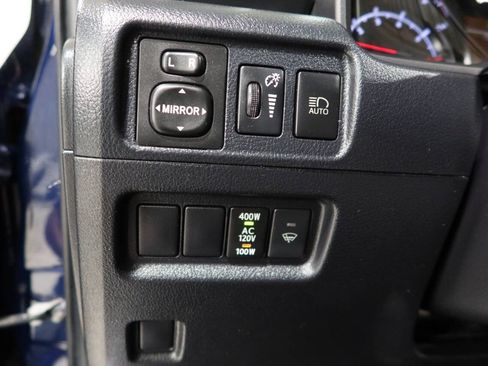 Used 2022 Toyota 4Runner SR5 Premium w/ Moonroof Package RWD image 29