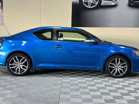 Used 2015 Scion tC image 3