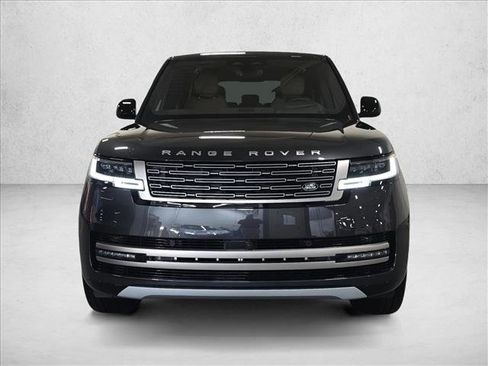 New 2026 Land Rover Range Rover SE image 2