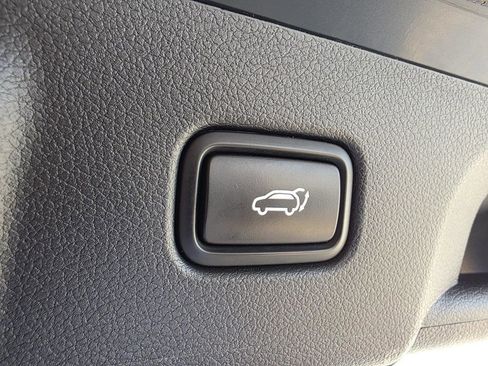 Used 2020 Hyundai Palisade Limited image 15