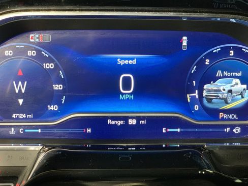 Used 2024 Chevrolet Silverado 2500 LT AWD/4WD image 23