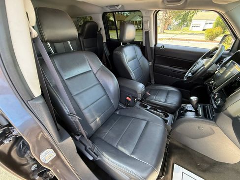 Used 2015 Jeep Patriot High Altitude FWD image 39