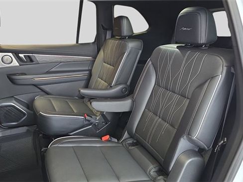 New 2026 Buick Enclave Avenir w/ Super Cruise Package image 15