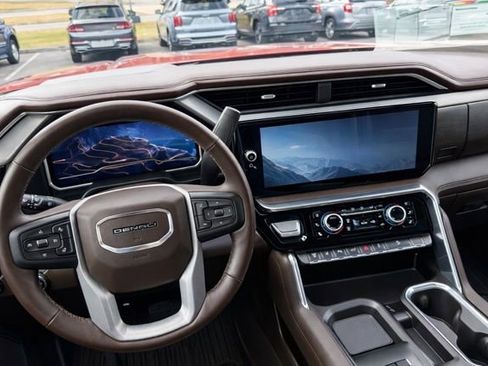 Used 2024 GMC Sierra 2500 Denali w/ Denali Reserve Package image 29