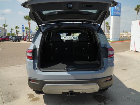New 2026 Honda Pilot TrailSport image 7