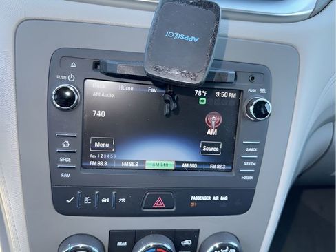 Used 2014 Chevrolet Traverse LS image 6