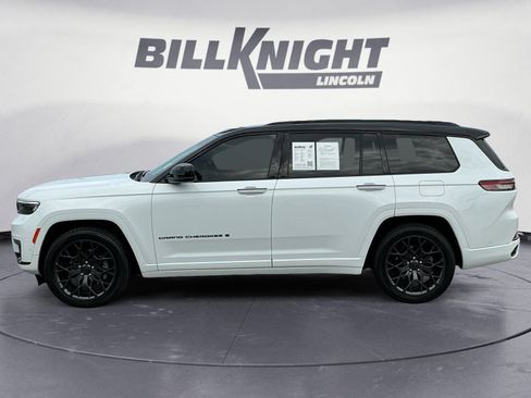 Used 2024 Jeep Grand Cherokee L Summit AWD/4WD image 2