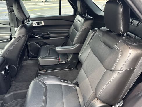 Used 2022 Ford Explorer ST w/ Equipment Group 401A AWD/4WD image 14