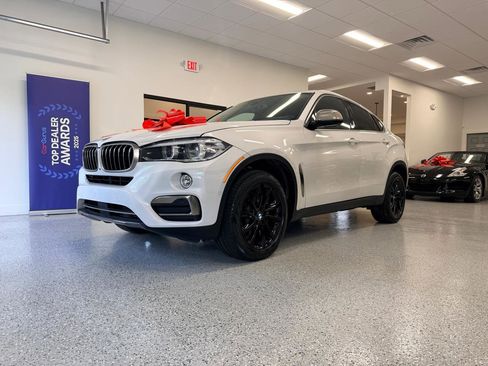 Used 2019 BMW X6 sDrive35i RWD image 15