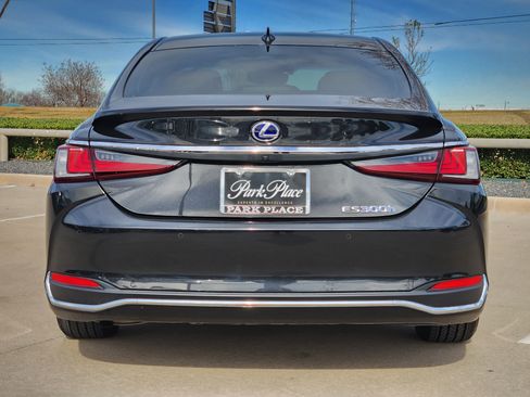 Used 2022 Lexus ES 300h Ultra Luxury image 26