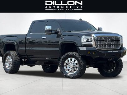 Used 2016 GMC Sierra 2500 Denali w/ Duramax Plus Package