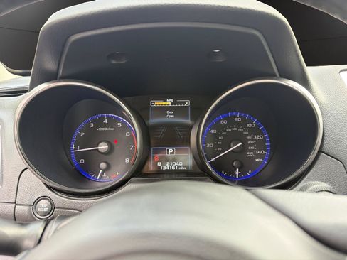 Used 2017 Subaru Outback 2.5i Limited AWD/4WD image 10
