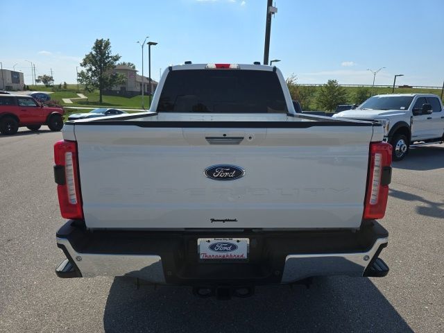 Used 2024 Ford F250 Lariat w/ Chrome Package AWD/4WD image 4