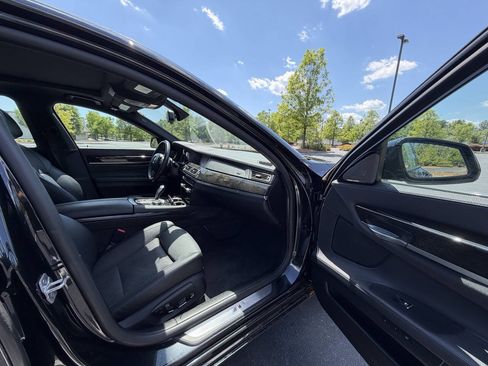 Used 2015 BMW 740Li xDrive AWD/4WD image 17