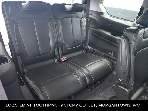 Used 2021 Jeep Grand Cherokee L Limited image 11