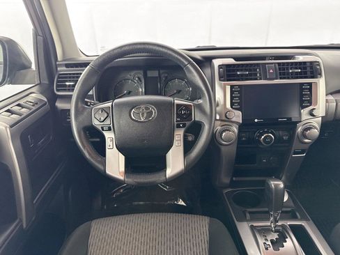 Used 2021 Toyota 4Runner SR5 AWD/4WD image 29