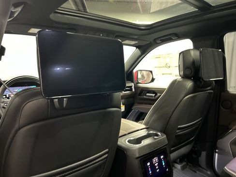 New 2026 GMC Yukon XL Denali Ultimate AWD/4WD image 22