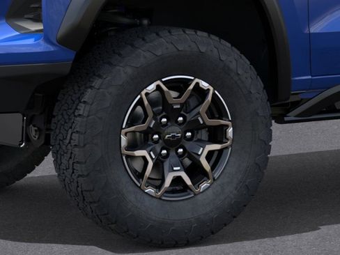 New 2026 Chevrolet Colorado ZR2 w/ Technology Package AWD/4WD image 9