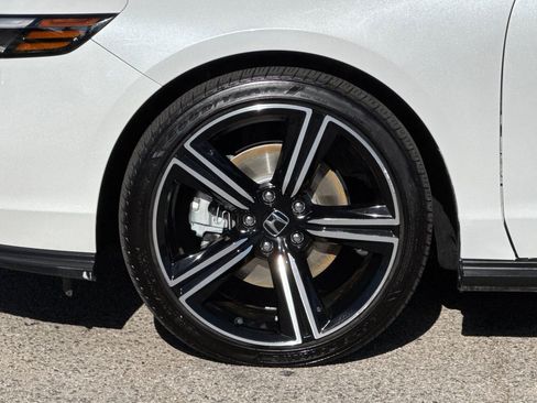 Used 2024 Honda Accord Sport image 25