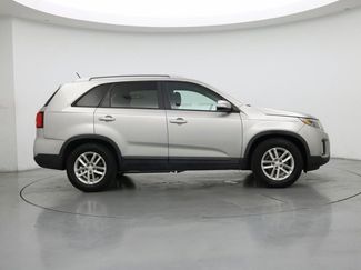 Used 2015 Kia Sorento LX video 1