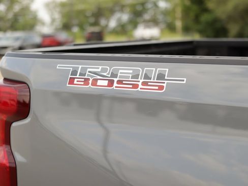 Used 2024 Chevrolet Silverado 1500 Custom Trail Boss AWD/4WD image 32