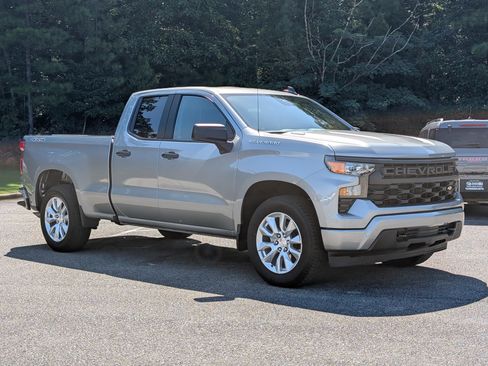 Used 2024 Chevrolet Silverado 1500 Custom AWD/4WD image 4