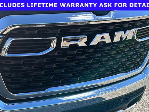 Used 2025 RAM 1500 Big Horn AWD/4WD image 25