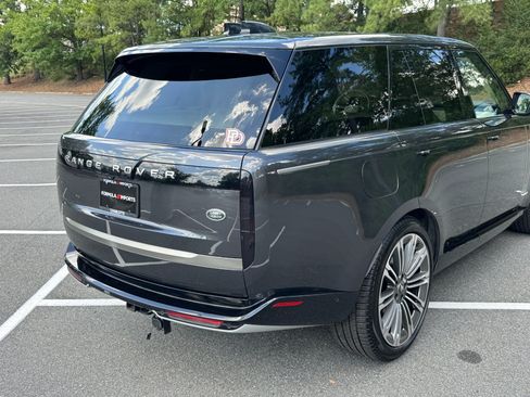 Used 2023 Land Rover Range Rover SE AWD/4WD image 22