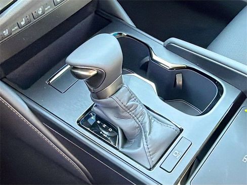 New 2025 Lexus ES 350 w/ Premium Package image 29