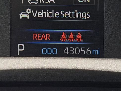 Used 2023 Toyota Corolla LE FWD image 26