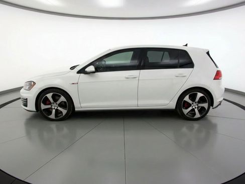 Used 2017 Volkswagen GTI S image 3