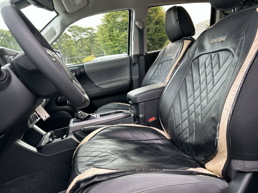 Used 2021 Toyota Tacoma SR5 RWD image 23