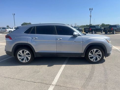 Used 2020 Volkswagen Atlas Cross Sport SEL AWD/4WD image 6