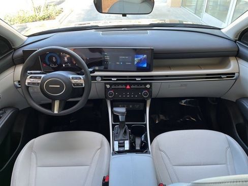 New 2026 Hyundai Tucson SEL image 16