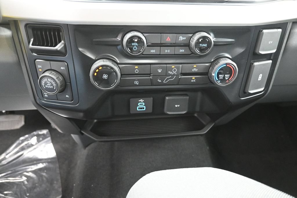 New 2027 Ford F250 XL w/ Tremor Off-Road Package AWD/4WD image 30