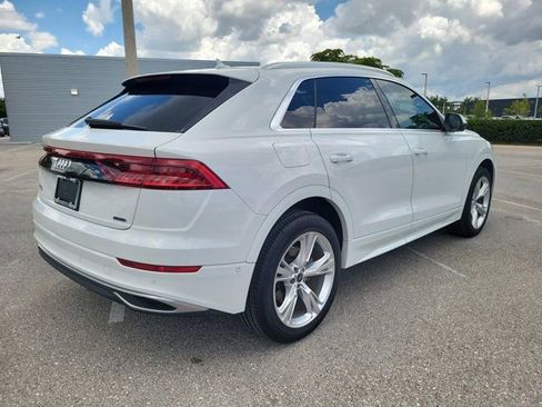 Certified 2022 Audi Q8 Premium Plus w/ Premium Plus Package AWD/4WD image 7
