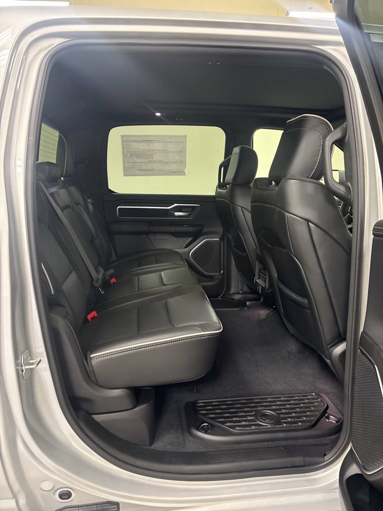 New 2026 RAM 1500 Laramie w/ Laramie Preferred Package AWD/4WD image 21